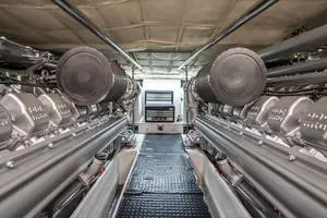 2005 Pershing 76 Motor Yacht thumbnail 47