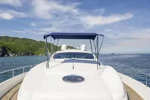 2005 Pershing 76 Motor Yacht thumbnail 38