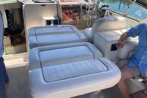 Dolly 32ft Maxum Yacht For Sale