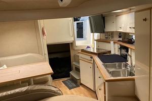 Dolly 32ft Maxum Yacht For Sale