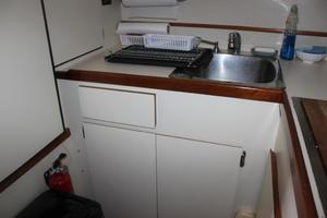 31ft Camano Yacht For Sale