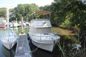 31ft Camano Yacht For Sale