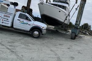 Photo 3532390 for 2011 Meridian 441 Sedan  