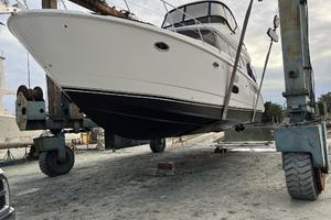 Photo 3532384 for 2011 Meridian 441 Sedan  