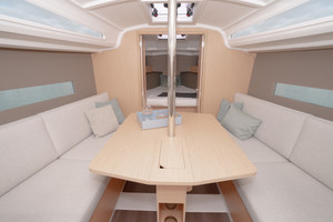 128 30ft Beneteau Yacht For Sale