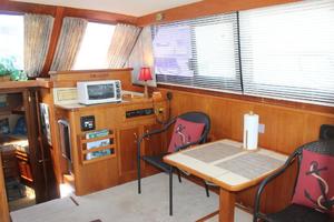 Wanderer 33ft Egg Harbor Yacht For Sale