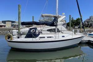 SOMIE 28ft Ericson Yacht For Sale