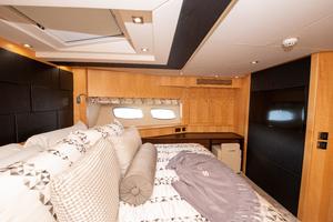 Sunseeker 88 Sofi V - VIP Stateroom
