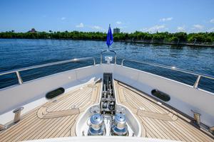 Sunseeker 88 Sofi V - Bow