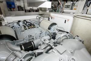 Sunseeker 88 Sofi V - Engine Room