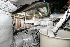 Sunseeker 88 Sofi V - Engine Room