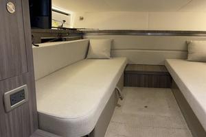 Photo 3345707 for 2020 Sea Ray 320 Sundancer Money in the Tank 