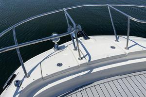 Photo 3345673 for 2020 Sea Ray 320 Sundancer Money in the Tank 