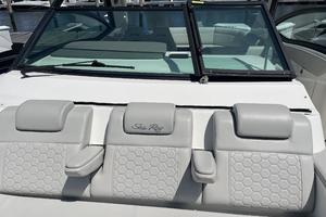 Photo 3345675 for 2020 Sea Ray 320 Sundancer Money in the Tank 