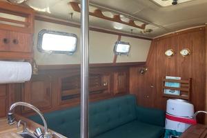 Gimlet 34ft Pacific Seacraft Yacht For Sale