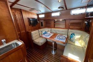 Adventuresome 36ft Sabre Yacht For Sale