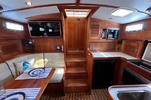 Adventuresome 36ft Sabre Yacht For Sale