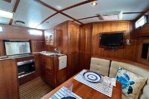 Adventuresome 36ft Sabre Yacht For Sale