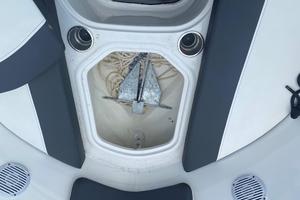 Photo 3351957 for 2019 Bayliner VR 6  