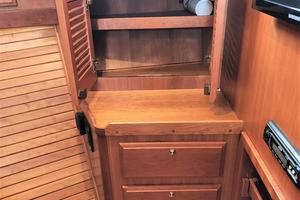 Photo 3359143 for 2013 Sabre 42 Salon Express Off The Hook 