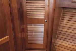 Photo 3359141 for 2013 Sabre 42 Salon Express Off The Hook 