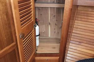 Photo 3359145 for 2013 Sabre 42 Salon Express Off The Hook 