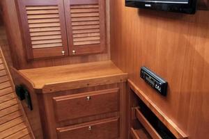 Photo 3359142 for 2013 Sabre 42 Salon Express Off The Hook 