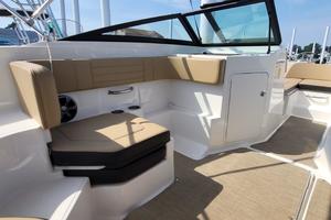 Photo 3362361 for 2020 Sea Ray SPX 190 OB  