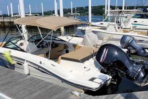 Photo 3362356 for 2020 Sea Ray SPX 190 OB  