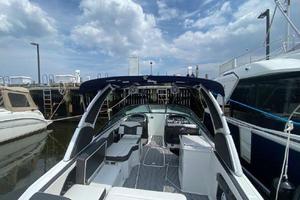 Photo 3369921 for 2021 Monterey 255 SS  