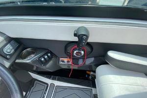 Photo 3369924 for 2021 Monterey 255 SS  