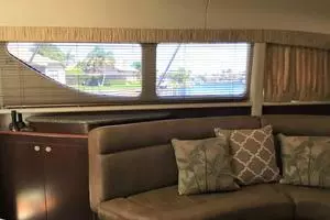2005 Sea Ray 40 Motor Yacht thumbnail 7