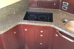 2005 Sea Ray 40 Motor Yacht thumbnail 18