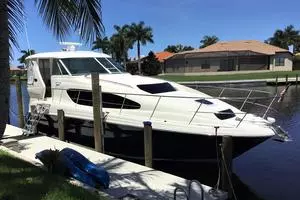 2005 Sea Ray 40 Motor Yacht thumbnail 3