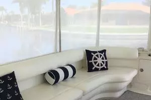 2005 Sea Ray 40 Motor Yacht thumbnail 28
