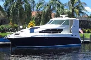 2005 Sea Ray 40 Motor Yacht thumbnail 2