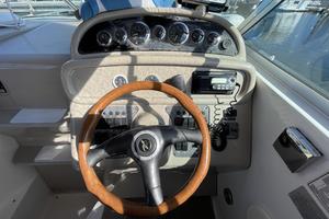 SANCTUARY 27ft Sea Ray Yacht For Sale