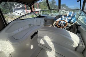 SANCTUARY 27ft Sea Ray Yacht For Sale
