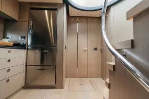2018 Sunseeker Predator thumbnail 25