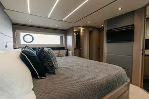 2018 Sunseeker Predator thumbnail 32
