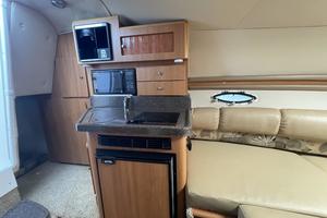 PARTY of 6 25ft Glastron Yacht For Sale