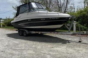 PARTY of 6 25ft Glastron Yacht For Sale