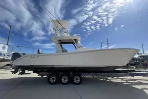  2018 EdgeWater 370CC Yacht For Sale in Clearwater FL