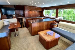 Hatteras 55 HOPE-Salon