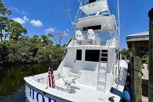 Hatteras 55 HOPE- Cockpit