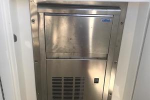 Photo 3375016 for 2006 Sea Ray   