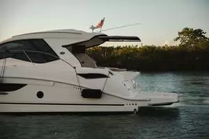 2019 Sea Ray Sundancer Coupe thumbnail 8