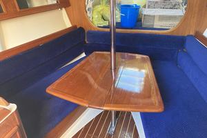 Rainbow Spirit 28ft Pearson Yacht For Sale