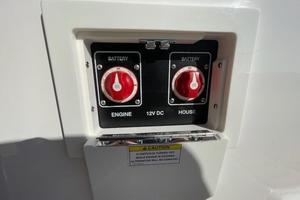 Photo 3389044 for 2019 Sea Ray 280 SLX  