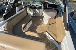 Photo 3389043 for 2019 Sea Ray 280 SLX  